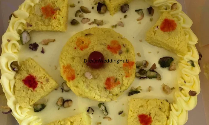 FNP Cakes Shop In Mahmoorganj Road